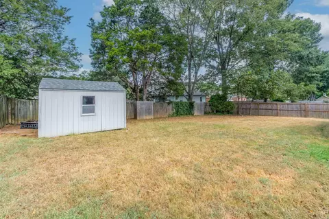Exterior - 18 Manchester Dr, Conway, AR 72034 photo 2 of 5