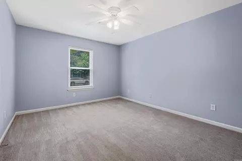 Bedroom - 18 Manchester Dr, Conway, AR 72034 photo 4 of 9