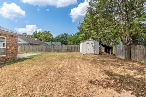Exterior - 18 Manchester Dr, Conway, AR 72034 photo 4 of 5