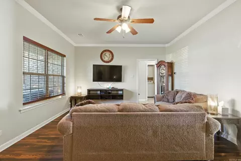 19 Castleton Dr, Ward, AR 72176 photo 4