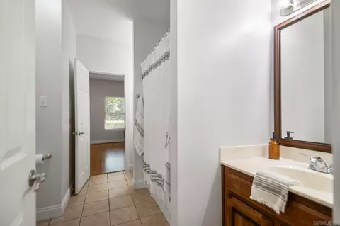 Entry Way - 232 Sunset Cir, Cabot, AR 72023 photo 2 of 2