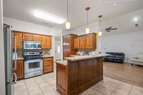 Kitchen - 232 Sunset Cir, Cabot, AR 72023 photo 1 of 5
