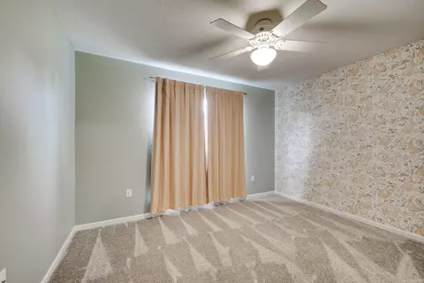Bedroom - 1660 Doe Trl, Conway, AR 72034 photo 3 of 7