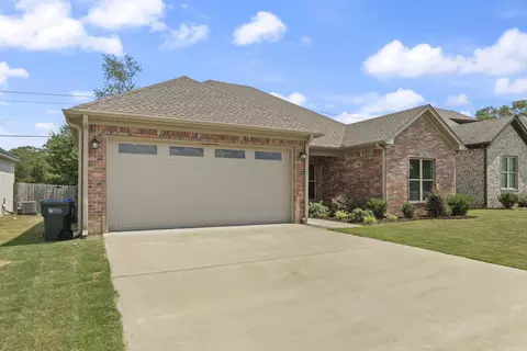 1530 Cherry Bark Dr, Conway, AR 72034 photo 3