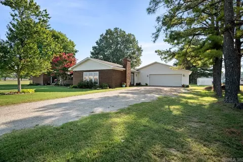 3304 Moore Rd, Jonesboro, AR 72401