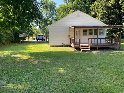 242 E Davis, Piggott, AR 72454 photo 3