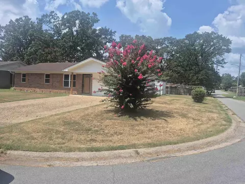 8921 Claremont Ave, Sherwood, AR 72021