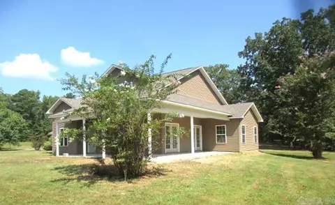 9233 Spring Lake Rd, Pine Bluff, AR 71603 photo 3