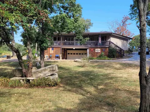 310 W Green Valley Dr, Horseshoe Bend, AR 72512
