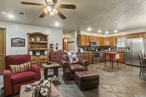 101 Fields Ln, Pangburn, AR 72121 photo 10