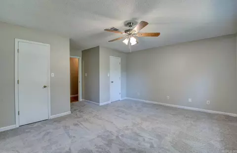 Bedroom - 6531 Forrest Oak Dr, Pine Bluff, AR 71603 photo 1 of 7