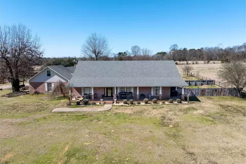 430 Corbell Loop, Lockesburg, AR 71846