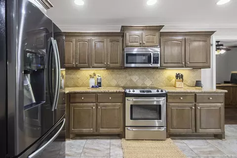 6408 Blackstone, Benton, AR 72019 photo 30