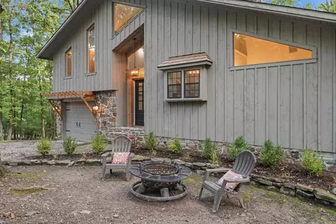 Exterior - 2090 Tannenbaum Rd, Drasco, AR 72530 photo 6 of 21