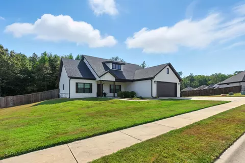 Exterior - 4046 Hampton Dr, Benton, AR 72019 photo 8 of 8