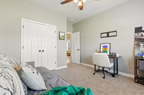 Bedroom - 4046 Hampton Dr, Benton, AR 72019 photo 6 of 6
