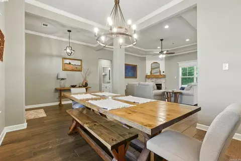 Dining - 4046 Hampton Dr, Benton, AR 72019 photo 1 of 2