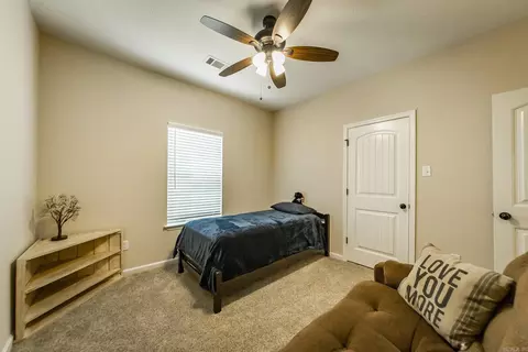 Bedroom - 6 Raspberry Ln, Cabot, AR 72023 photo 8 of 8