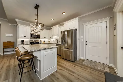 Kitchen - 6 Raspberry Ln, Cabot, AR 72023 photo 3 of 3