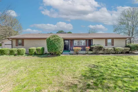1215 N Broadway St, Heber Springs, AR 72543