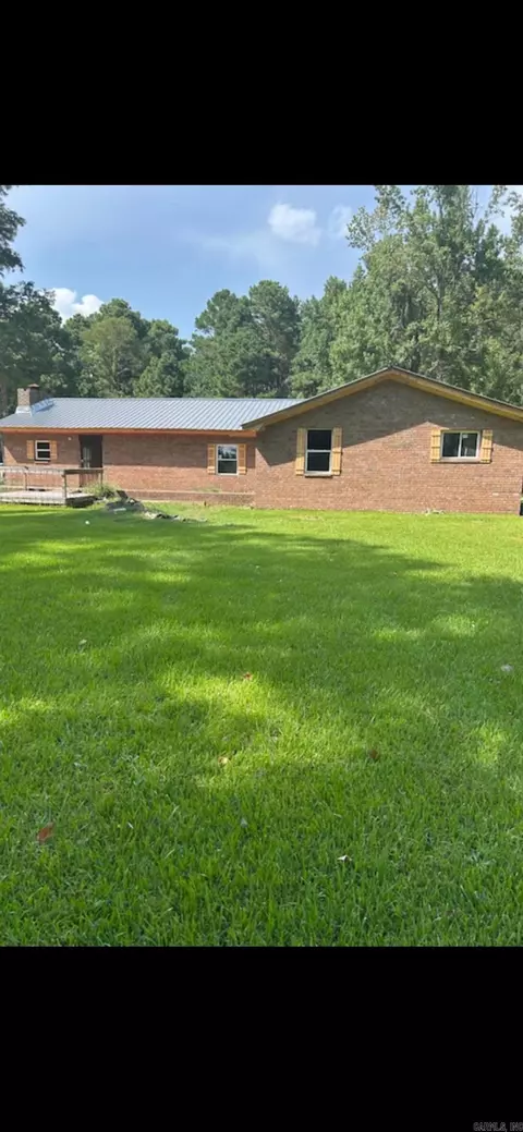 25601 Sunshine Ln, Hensley, AR 72065