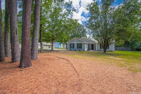 Exterior - 2106 Raintree Dr, Bryant, AR 72022 photo 3 of 7
