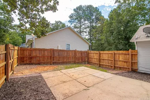 Exterior - 2106 Raintree Dr, Bryant, AR 72022 photo 7 of 7