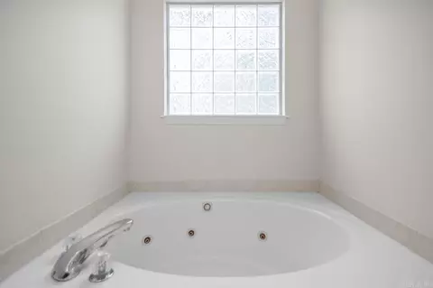 Bath - 2976 Spring Ct, Mabelvale, AR 72103 photo 4 of 4
