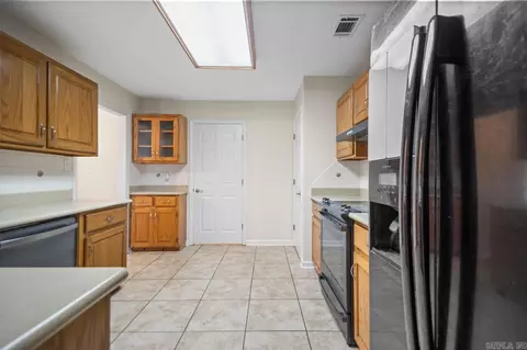 Kitchen - 2976 Spring Ct, Mabelvale, AR 72103 photo 1 of 5