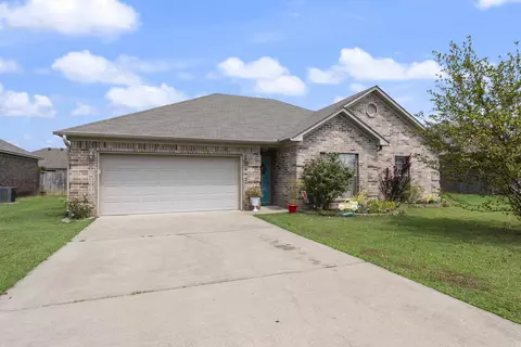 Exterior - 14 Ruby June, Vilonia, AR 72173 photo 1 of 7