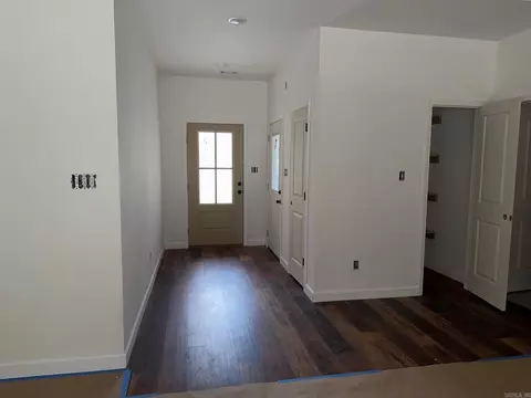 Entry Way - 26 Sisney Dr, Ash Flat, AR 72513 photo 2 of 2