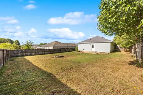 Exterior - 1202 Meadows Dr, Benton, AR 72019 photo 2 of 9