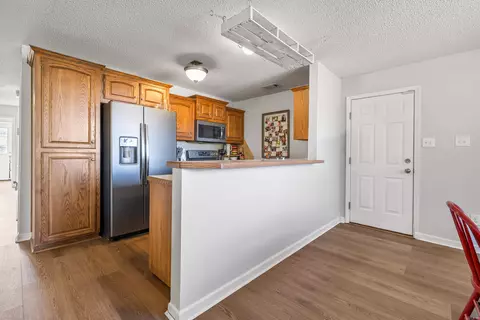 Kitchen - 1202 Meadows Dr, Benton, AR 72019 photo 3 of 3
