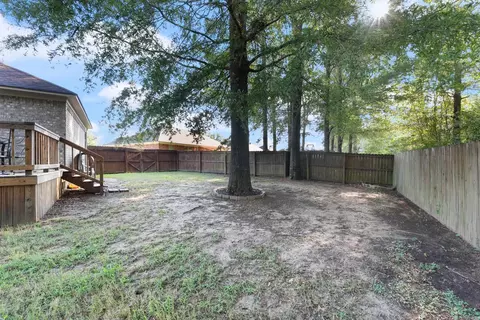 Exterior - 42 Eaglebrook Dr, Conway, AR 72032 photo 6 of 9