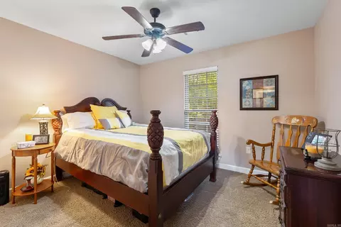 Bedroom - 42 Eaglebrook Dr, Conway, AR 72032 photo 4 of 5