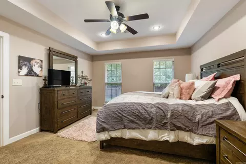 Bedroom - 42 Eaglebrook Dr, Conway, AR 72032 photo 2 of 5