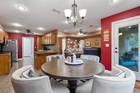 Dining - 42 Eaglebrook Dr, Conway, AR 72032 photo 2 of 2