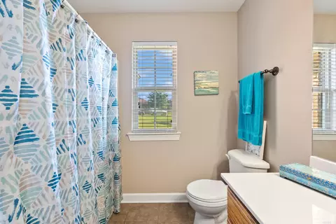 Bath - 42 Eaglebrook Dr, Conway, AR 72032 photo 4 of 5