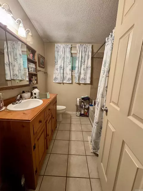 Bath - 1105 Dawson St, Malvern, AR 72104 photo 2 of 2