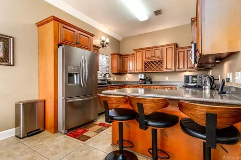 Kitchen - 1105 Georgetown, Conway, AR 72034 photo 2 of 3