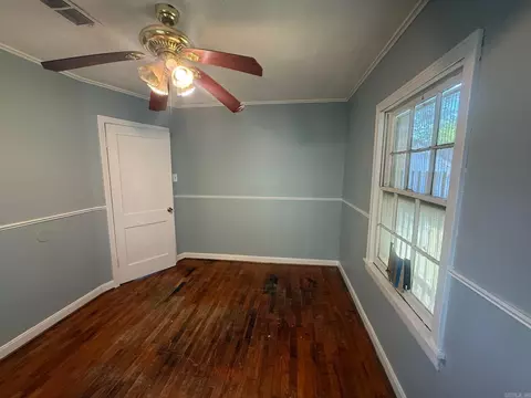 Bedroom - 310 W 24th Ave, Pine Bluff, AR 71601 photo 4 of 9