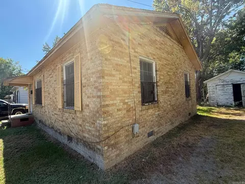 Exterior - 310 W 24th Ave, Pine Bluff, AR 71601 photo 7 of 7