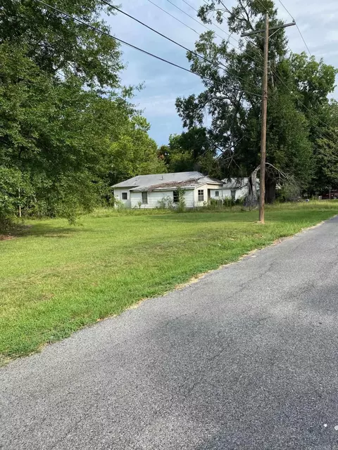 506 N Carolina St, Crossett, AR 71635