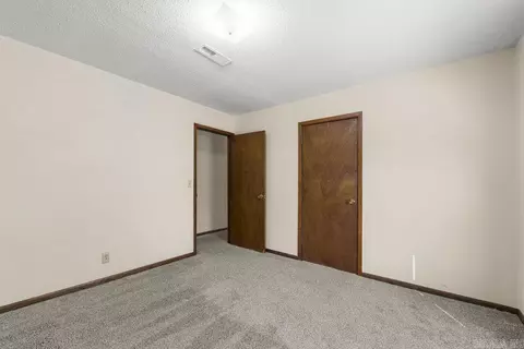 Bedroom - 191 Cedar Crest Dr, Clinton, AR 72031 photo 6 of 9