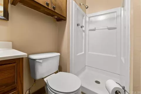 Bath - 191 Cedar Crest Dr, Clinton, AR 72031 photo 2 of 2