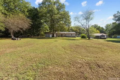 Exterior - 191 Cedar Crest Dr, Clinton, AR 72031 photo 10 of 11