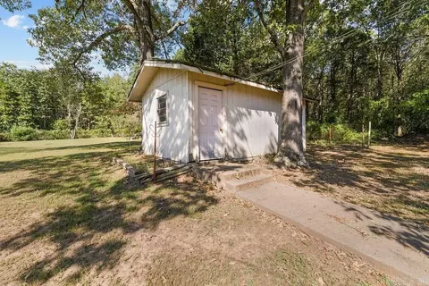 Exterior - 191 Cedar Crest Dr, Clinton, AR 72031 photo 7 of 11