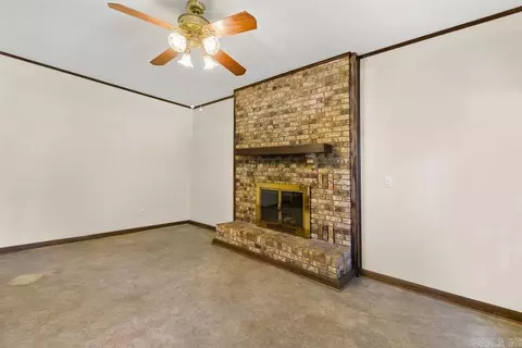 Living - 191 Cedar Crest Dr, Clinton, AR 72031 photo 3 of 5