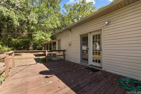 Exterior - 191 Cedar Crest Dr, Clinton, AR 72031 photo 6 of 11