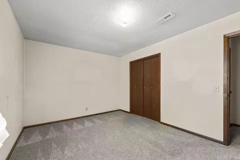 Bedroom - 191 Cedar Crest Dr, Clinton, AR 72031 photo 3 of 9